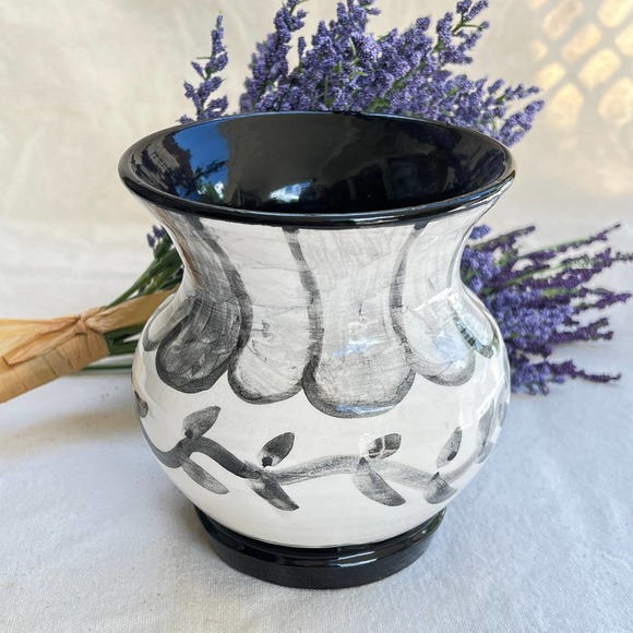 Black and White Pottery Vase with Daisies & Stripes - Picture 3 of 10